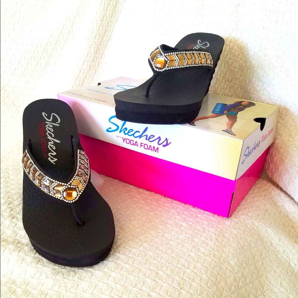 Skechers wedged flip-flop